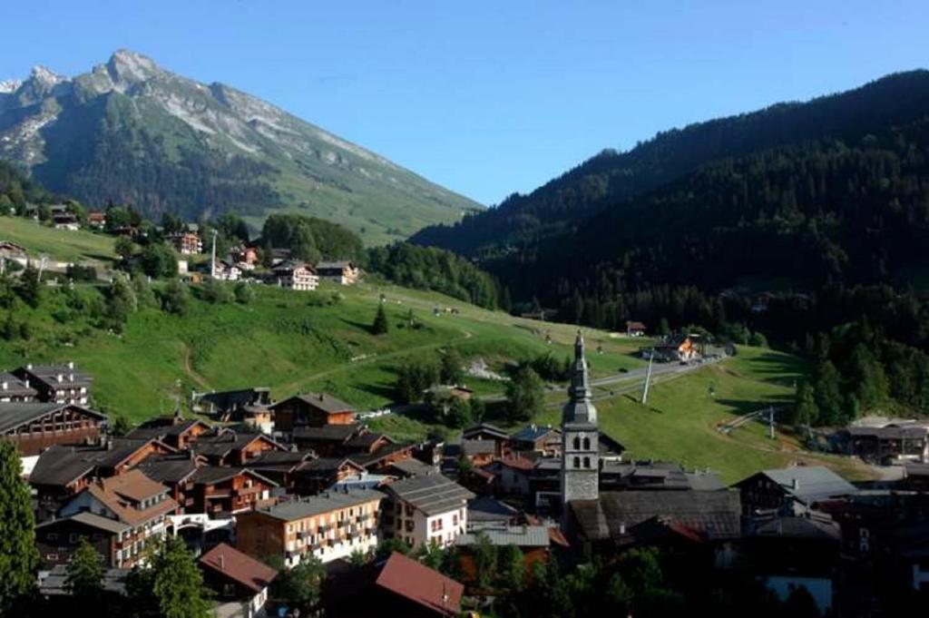Hotel Les Airelles La Clusaz Buitenkant foto