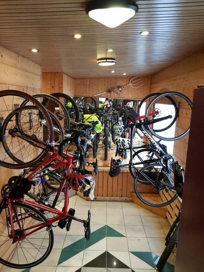 Hotel Les Airelles La Clusaz Buitenkant foto